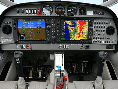 diamond cockpit